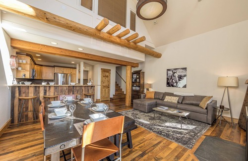 Saddle Ridge House | Ski In/Ski Out Condo, Private Hot Tub, Moonlight Basin