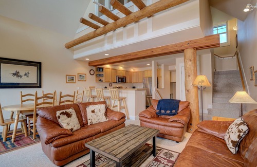 Saddle Ridge House | Ski-in/ski-out Moonlight Basin home w/private hot tub - Saddle Ridge - Iron Horse Haven Chalet