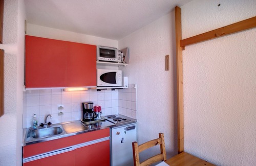Les Bruyeres Apartment | Ski-in/Ski-out Studio for 3 in Les Menuires - Balcony, Great Location