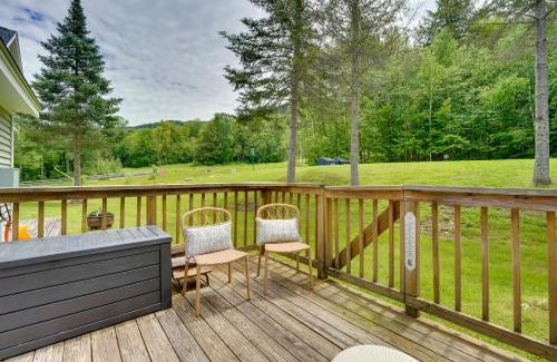 Londonderry Apartment | Ski-InandSki-Out Magic Mountain Condo with Deck!