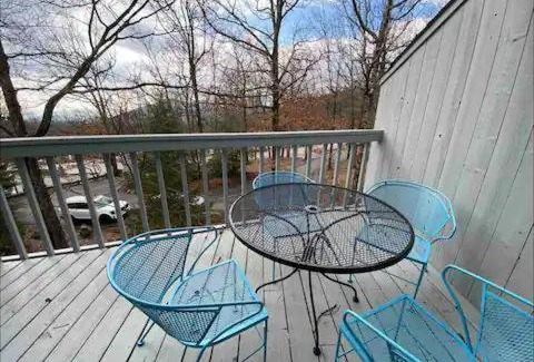 Wintergreen House | Ski-inski-out, Pet-ok Condo, Walk To Wintergreen