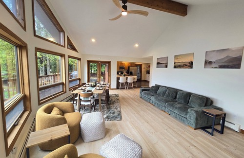 Warrensburg Ski Chalet | Ski Spa Arcade Gore Mtn Views Lake George Retreat