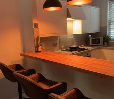 North Berwick House | Skippers Retreat (with free doorstep parking)