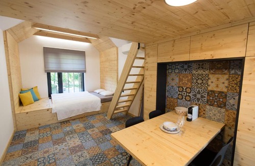 Velke Bilovice Apartment | Sklep Mozajka