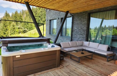 Liptovsky Mikulas Ski Chalet | SKRI Chalets