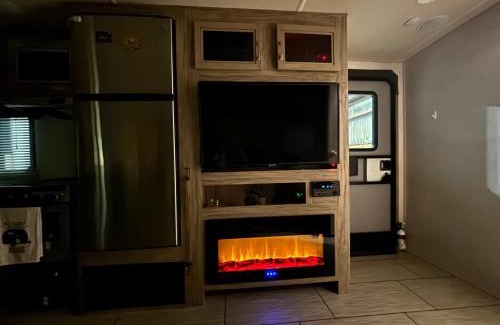 Round Top House | Skull Creek Adult RV