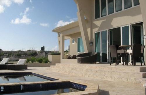 Governor's Harbour Villa | Sky Beach Club Villa Waterfall 1 villa
