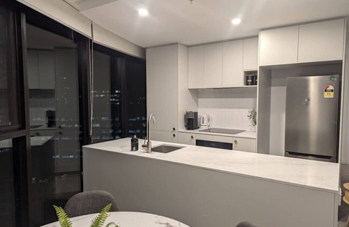 Canberra Apartment | Sky Nights @Woden 2beds 2bathrooms