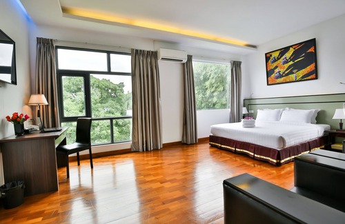 Bahan Hotel | Sky View Hotel Yangon