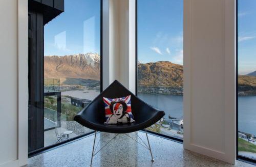 Frankton Villa | Sky Villa 1B