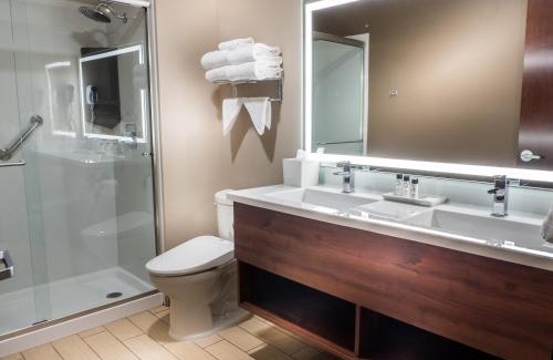Midway Hotel | Skyline Hotel and Casino