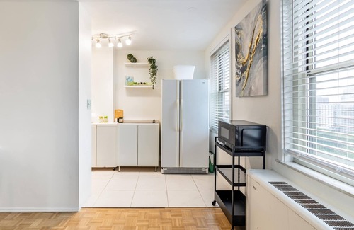 Downtown Atlanta Condo | Skyline Stay - Chic 1BR in Downtown Atlanta