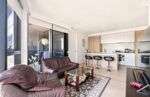 Box Hill Apartment | Skyone Lux 2Bed2Bath Aprt in BoxHill and Free carpark