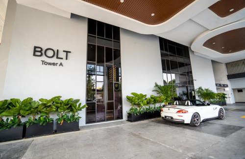 Kuala Lumpur Apartment | Skyscraper 65 KL Highest Outdoor Bathtub Luxury Lavish Designer Suite Penthouse Lv65