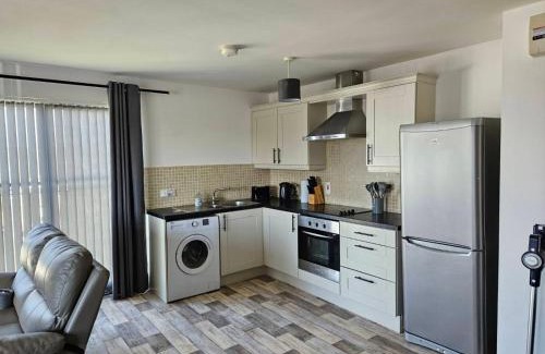 Londonderry Apartment | Skyview retreat