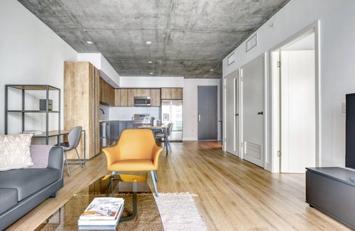 City West Apartment | Sleek Downtown 1BR w/Pool, Gym & W/D near Staples Center, by Blueground
