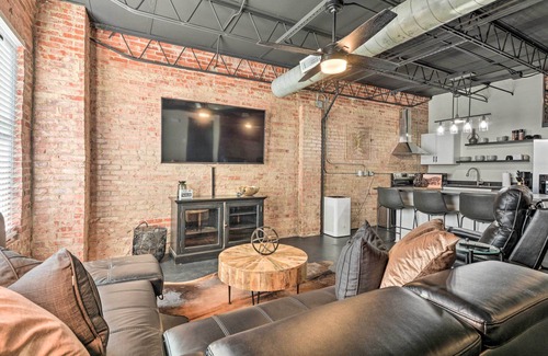 Downtown Springfield Apartment | Sleek, Modern Loft in Downtown Springfield!