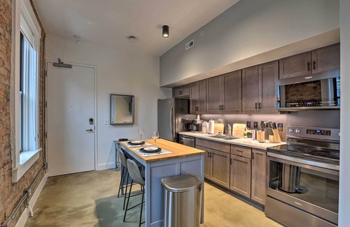 Over-the-Rhine Apartment | Sleek Studio Near Dtwn Dining & Entertainment