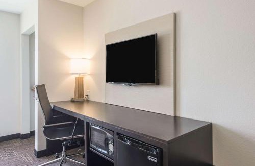 Galion Hotel | Sleep Inn & Suites Galion