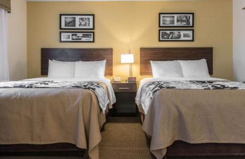 South Hills Hotel | Sleep Inn & Suites Pittsburgh Airport
