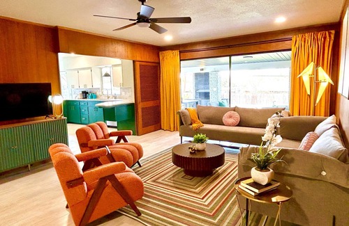 Shearer Hills - Ridgeview House | Sleep12-King4BR+Pool+HotTub+Pickleball+Bball+Arcde,SeaWrld,SixFlags,AirPt,DwnTwn