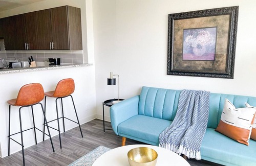 Walnut Hills Apartment | Sleepover: Elegant 1BD/1BA + Gym - Cincinnati