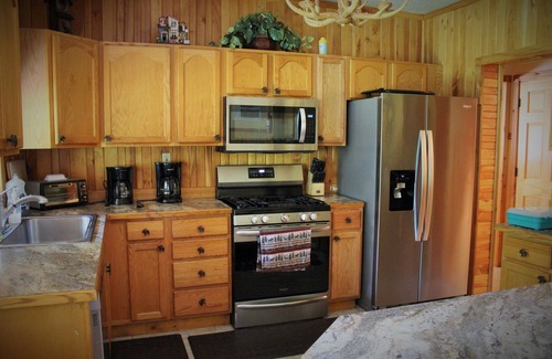 Atlanta Cabin | SLEEPS 16, 7 bedroom 4 baths w/2 game rooms, SXS rentals w/direct trail access