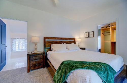 Brewers Hill House | Sleeps 16 Near Fiserv Hot Tub Arcade Theater