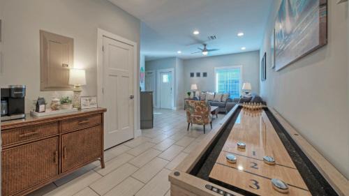 Corpus Christi House | Sleeps 19 2 Homes w Pool FoosballShuffleboard Mins to the Beach Shops