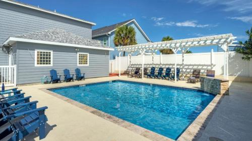 Port Aransas House | Sleeps 24 4 Costa Bahia Units w Pool Beach Access