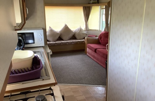 Builth Wells House | Sleeps 6 Farm stay in Mobile Home Close to Hay on Wye and Builth Wells