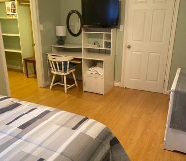 Bridgewater House | Sleepy Pines Place