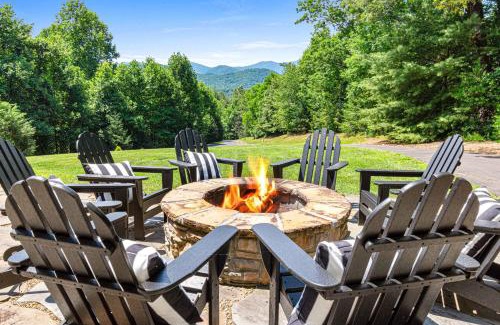 Candler House | Slide Speakeasy Movie Room Hot Tub Games Villa