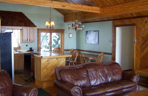 Snowshoe House | SLOPESIDE CHALET, Near the top of Shay's Revenge/Ski in-Ski out/Great Views