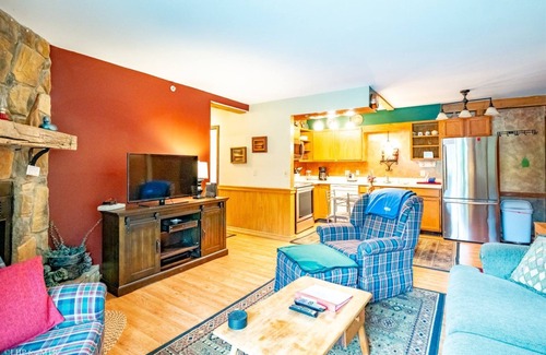 Timberline Condo | Slopeside Condo D102