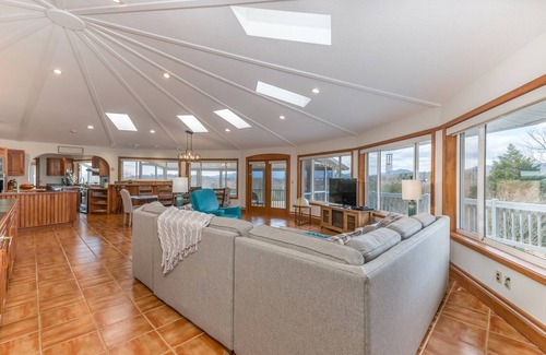 Lynn House | Smaland Falls | Foothills Home with Pool, Hot Tub, Sauna, Waterfall & Walking Trails