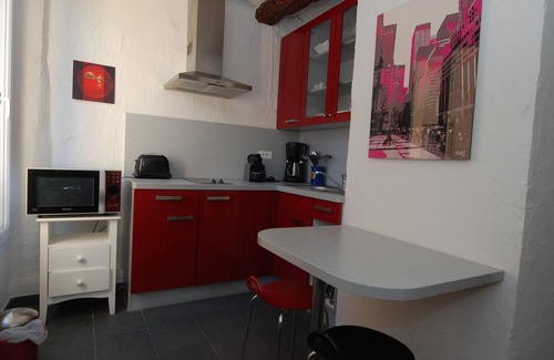 Le Suquet Apartment | Small apartment in the heart of Le Suquet
