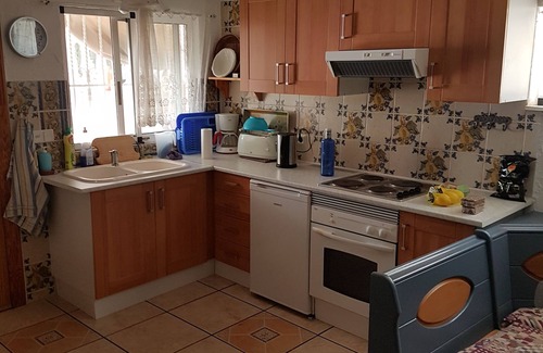 Benaguacil Apartment | Small apartment with private pool, terrace and parking Es un Apartmento para 2