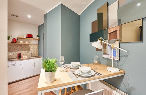 Lower Town Apartment | Small & Convenient Studio Apartmentn