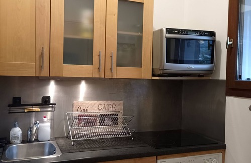 Claix Apartment | Small Duplex terrace on top floor with magnificent view of the Vercors mountains