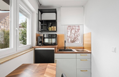 Talheim Apartment | Small first floor apartment with balcony
