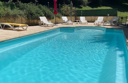 Osse-en-Aspe House | Small Gîte-House on 5 ha property, swimming pool, sauna, gym, horses, donkey