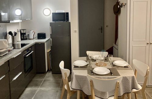 Ardon House | SMALL HOUSE IN A PLEASANT AND BUCOLIC SETTING 40m2
