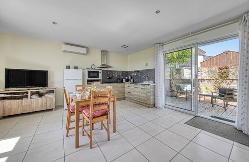 Montagne Cottage | Small House in the Heart of the Vineyards – Comfortable Getaway with Air Conditioning