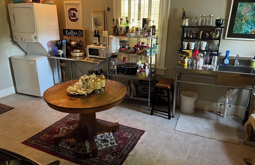 Keysville House | Small Town Charm - King Street - Hampden-Sydney College and Longwood University