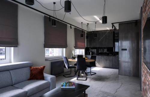 Srodmiescie Apartment | Small Venice Apartments