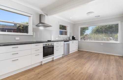 Blayney House | Small Villages Retreat - Escape the City Life