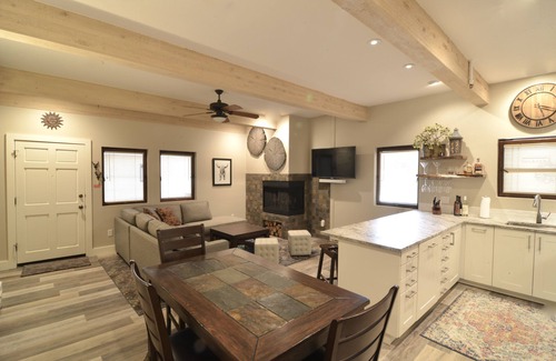 Ketchum Condo | Smart Sun Valley location! Year-round heated pool & spa. Walk to town & lifts.