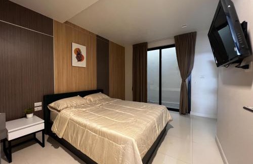 Chan Kasem Apartment | Smile Residence at Kaset-Sena