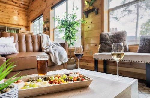 Gatlinburg - Pigeon Forge Ski Chalet | Smokies Sanctuary - Hot Tub on deck!Grill, Foosball, Firepit, Egg Chair